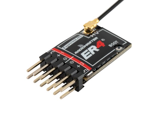 RadioMaster ER4 2.4GHz ELRS PWM Receiver